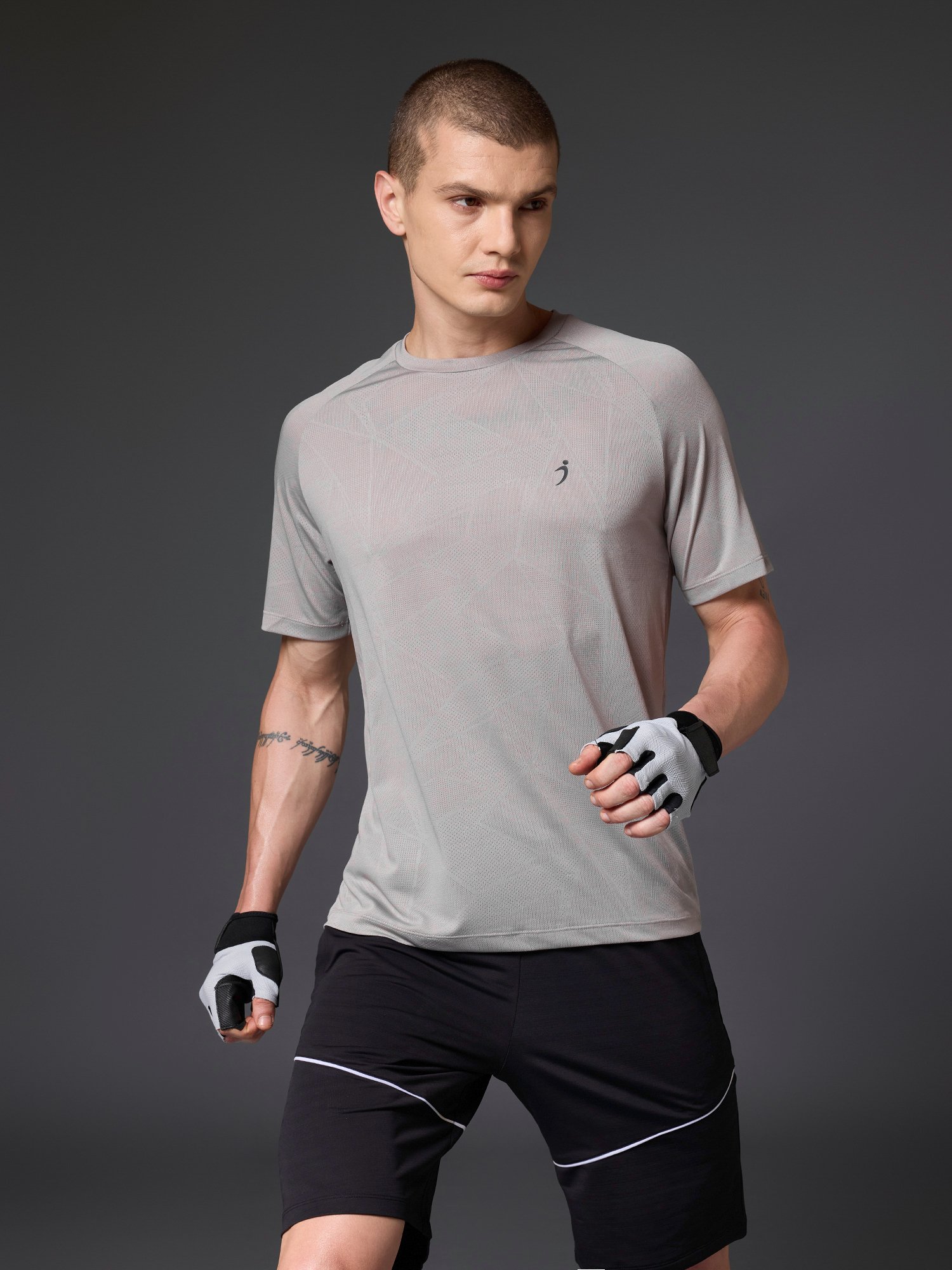 JACQUARD T-SHIRT